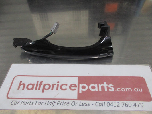 Kia Sorento Genuine Right Hand Outside Rear Door Handle Assembly New Part