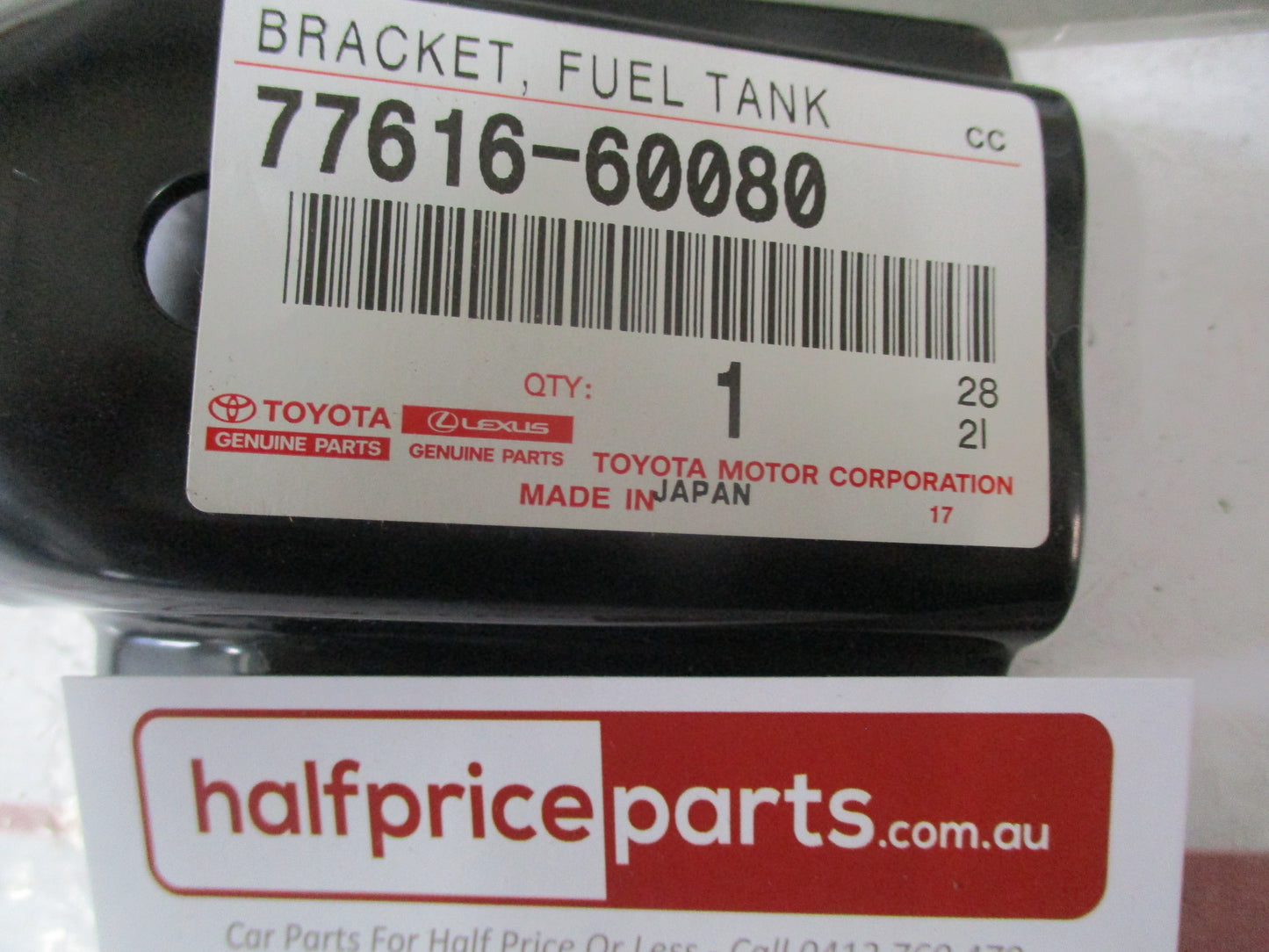 Toyota Landcruiser Genuine No.1 Fuel Tank Support Bracket New Part