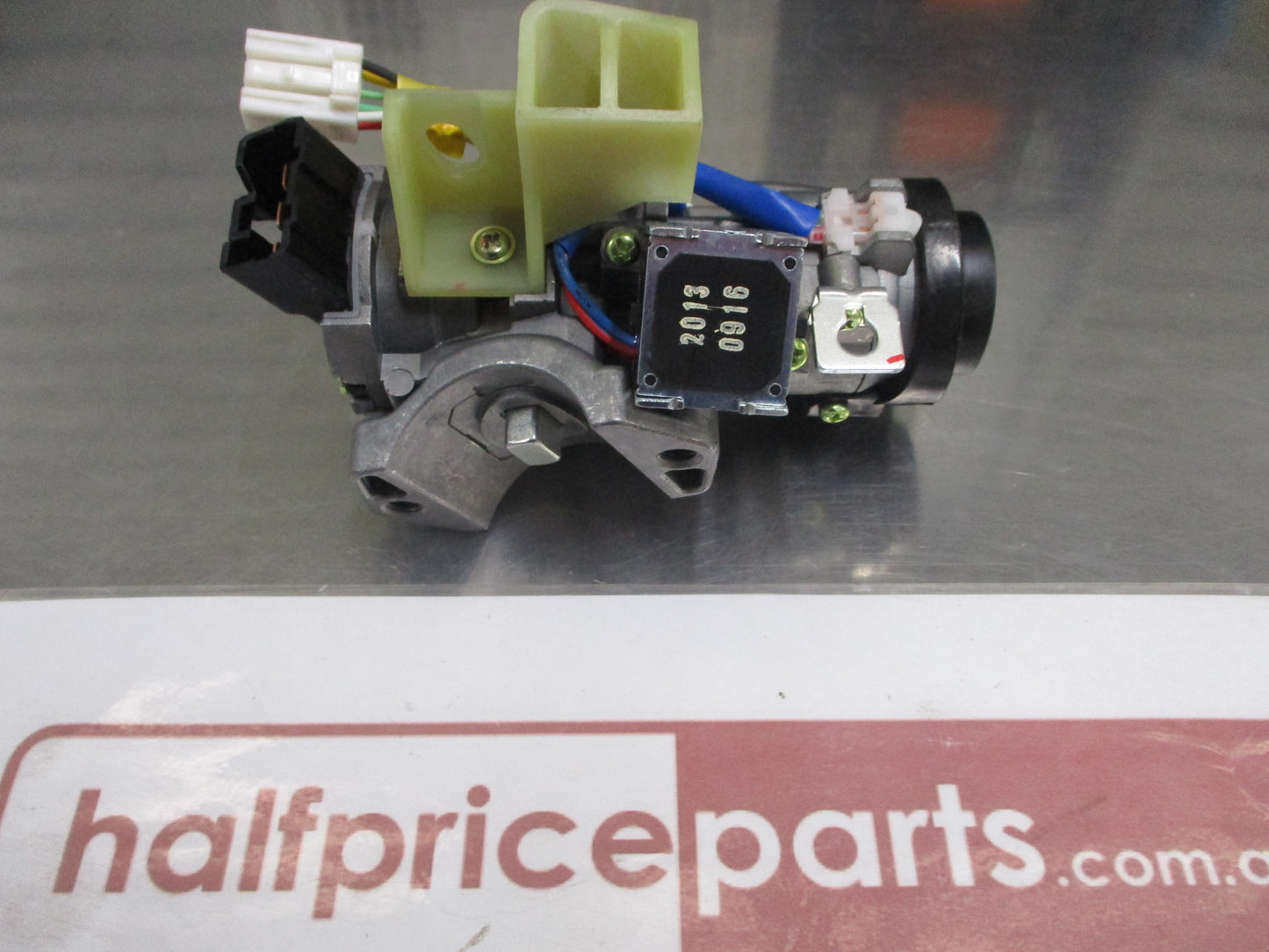 Kia Optima Genuine Key And Cylinder Lock And 2 Keys 2 Fobs New Part