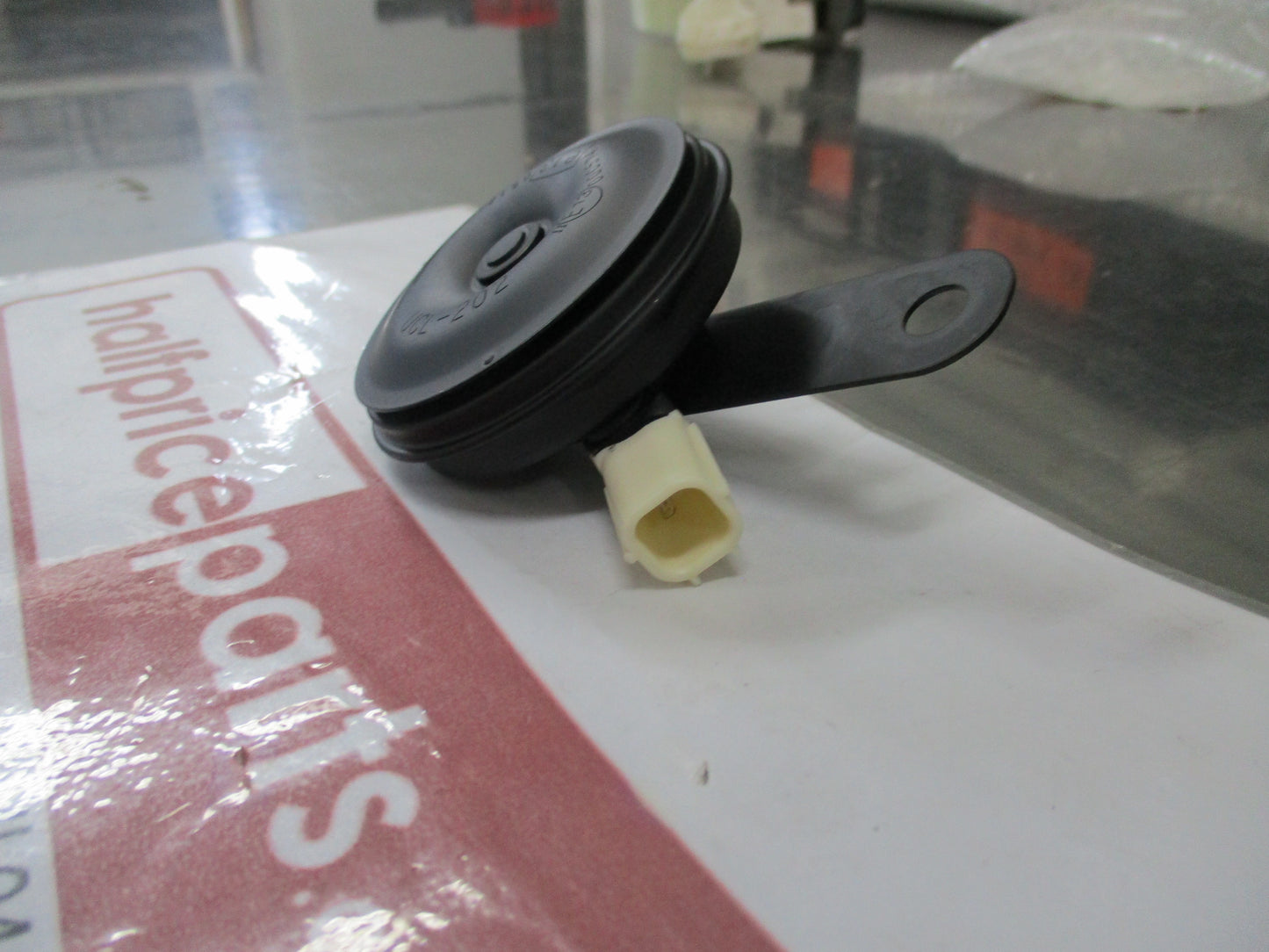 Honda CR-V/Jazz Genuine Low Tone Horn Assembly New Part