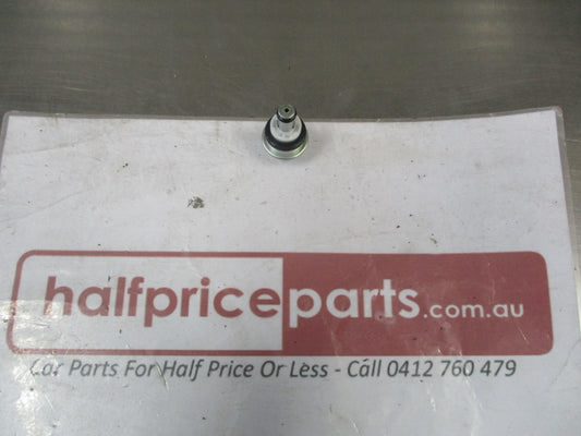 Toyota Corolla/RAV4/Yaris/Camry/Various Models Fuel Injection Pressure Regulator New Part