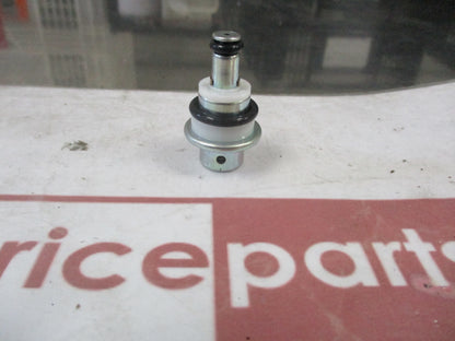 Toyota Corolla/RAV4/Yaris/Camry/Various Models Fuel Injection Pressure Regulator New Part
