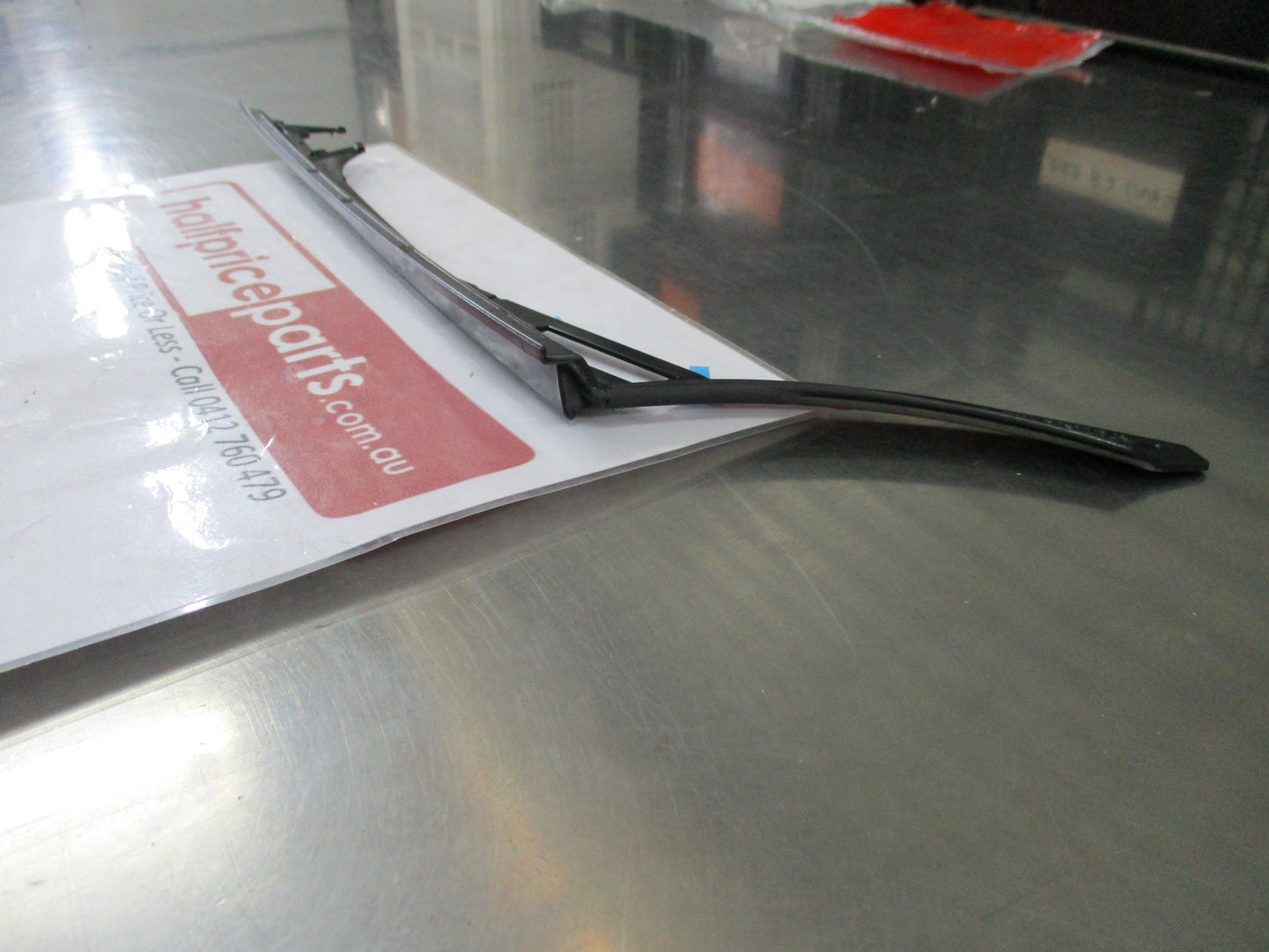 Honda Jazz Genuine Front Left Quarter Glass Garnish New Part