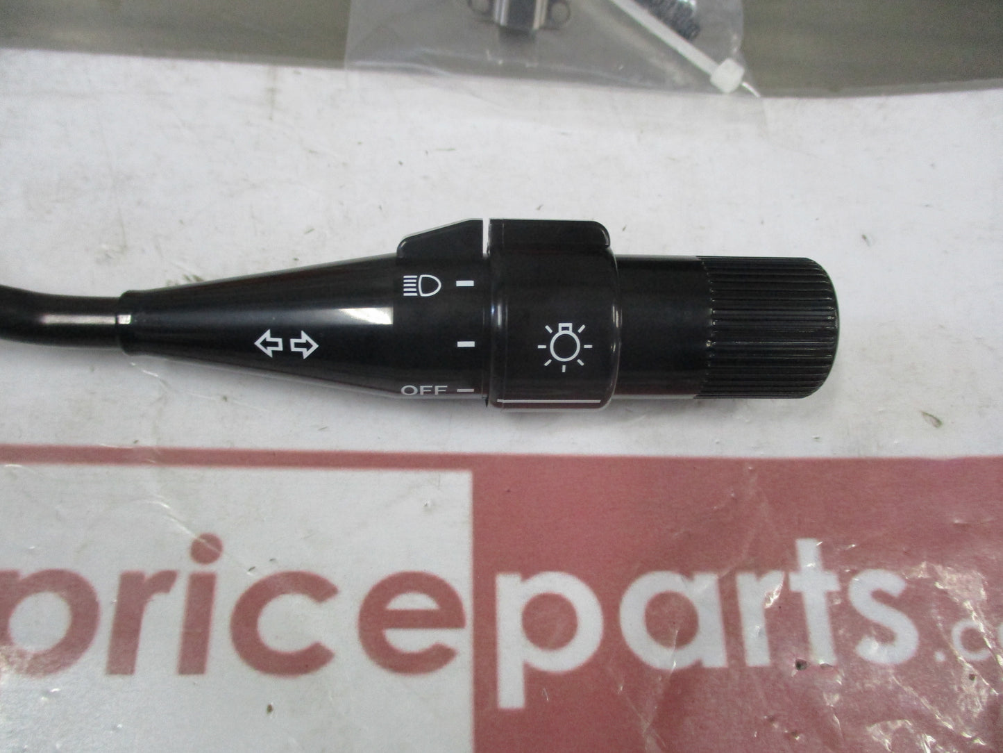 Toyota Landcruiser HZJ77 Genuine No 1 Light Control Switch Assembly New Part
