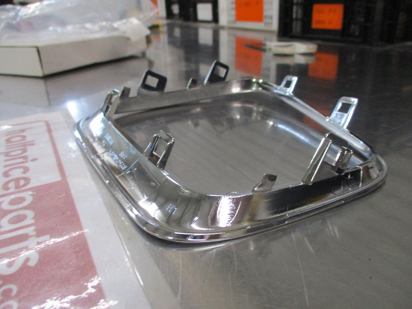 Holden VE Commodore Genuine Left Front Fog Light Bezel Chrome Trim New Part