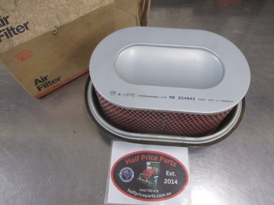 Sakura Engine Air Filter Suits Mitsubishi L400 / Delica New Part
