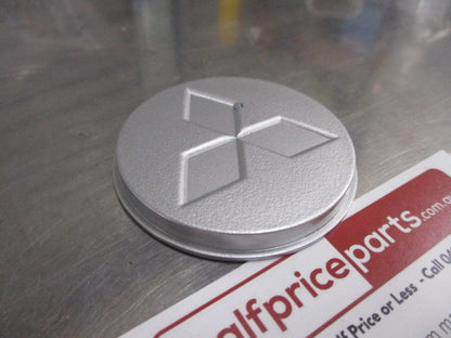 Mitsubishi Pajero/Lancer/Nimbus/Galant/Eclipse Genuine Alloy Wheel Centre Cap New Part