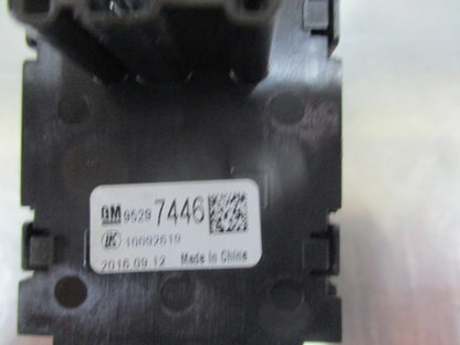 Holden Trax Genuine Headlight Combination Switch With Fog Lights New Part