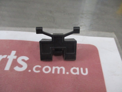 Peugeot-Citroen Genuine Roof Moulding Clip (2 Pack) New Part .