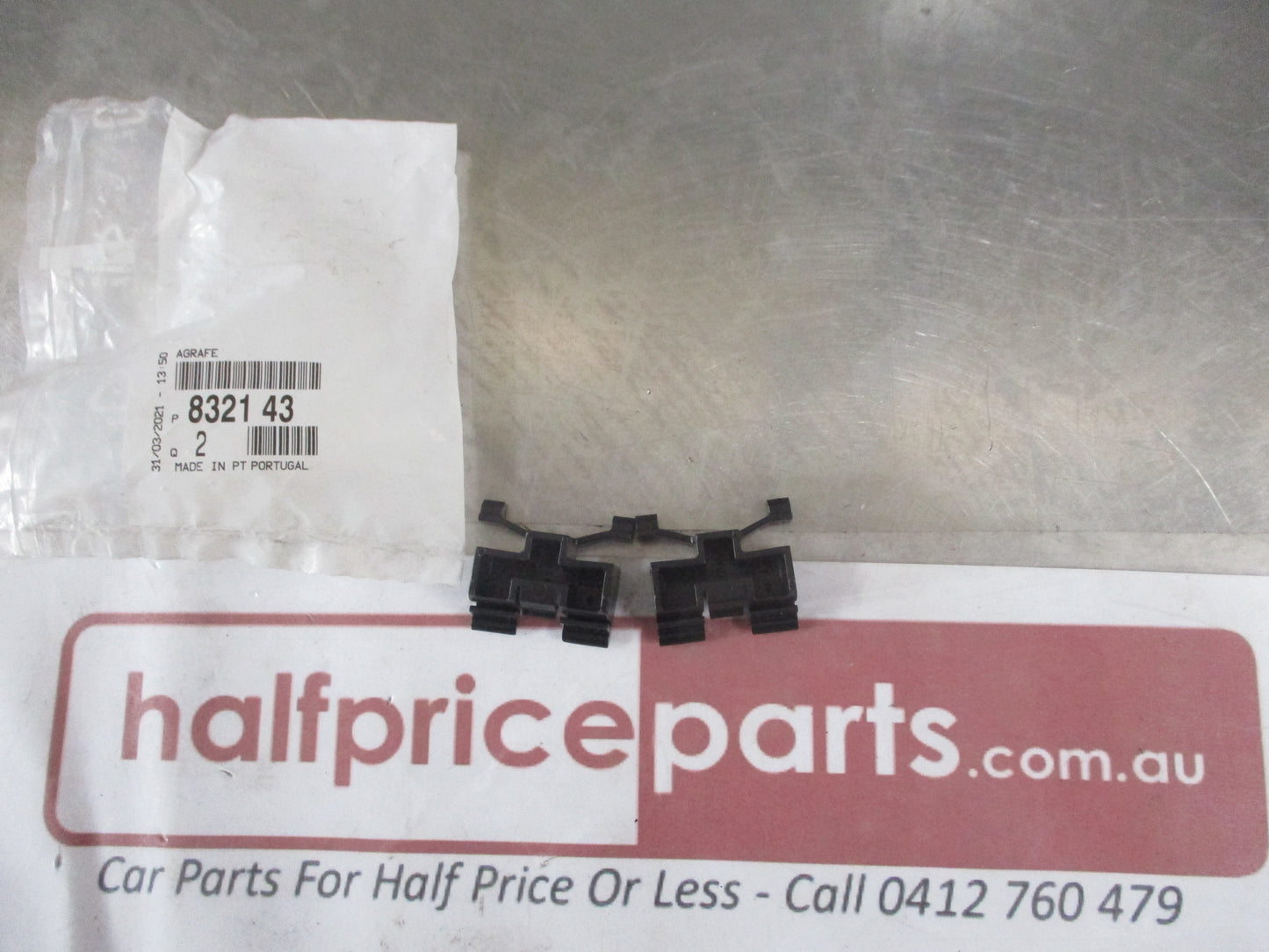 Peugeot-Citroen Genuine Roof Moulding Clip (2 Pack) New Part .
