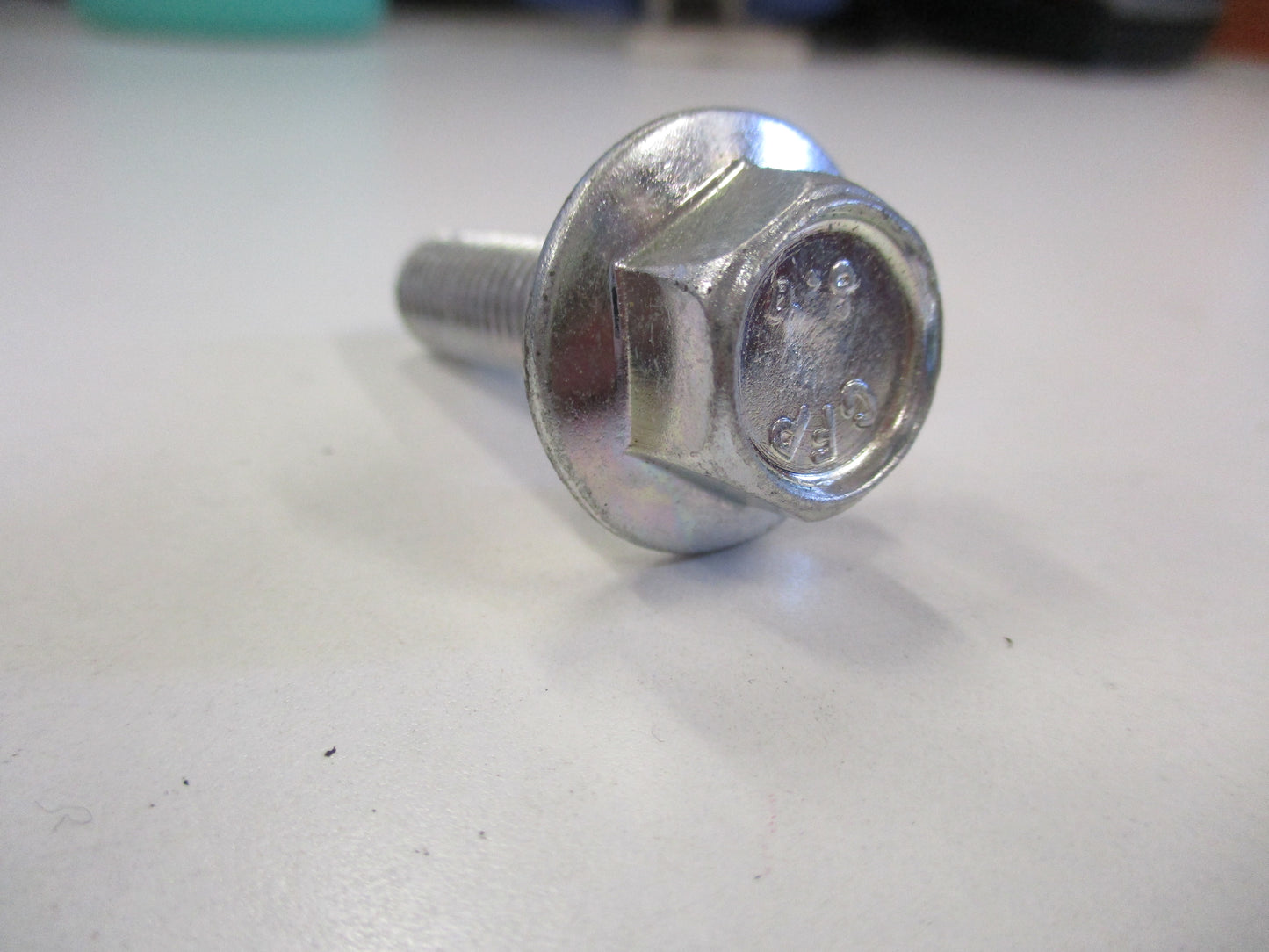 Holden VS Commodore Genuine Idler Pulley Bolt New