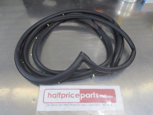 Mazda 2 Genuine Right Hand Front Door Weather Strip New Part