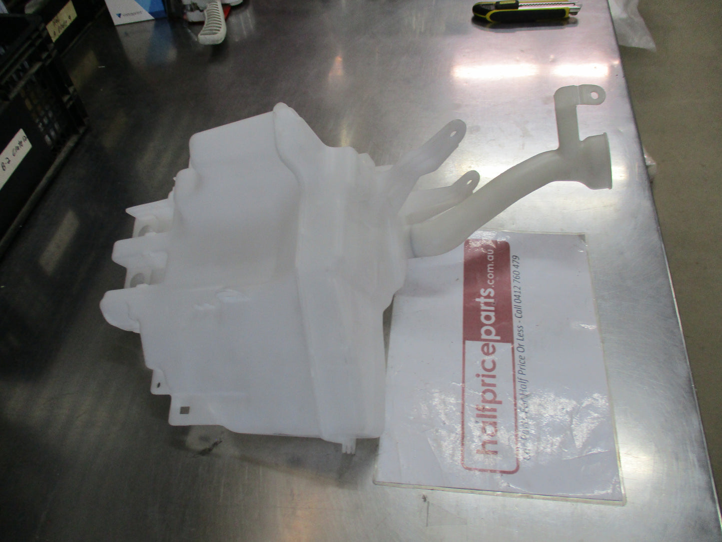 Suzuki Grand Vitara Genuine Washer Tank Assembly New Part