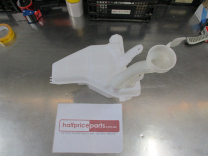 Suzuki Grand Vitara Genuine Washer Tank Assembly New Part