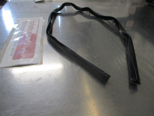 Mazda Bravo / Ford Ranger Genuine Front Bonnet Weatherstrip Rubber New Part