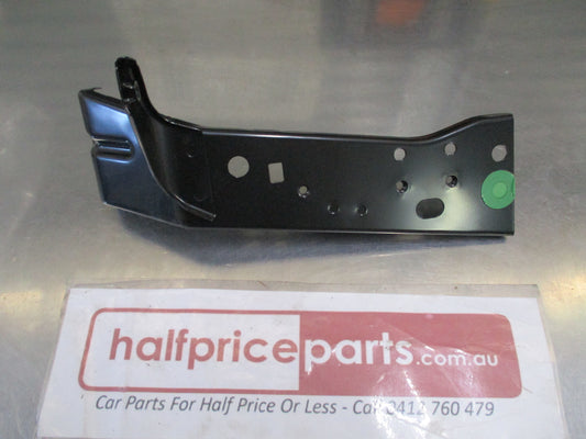 Mazda 3 Genuine Front Right Hand Stay Fender Bracket New Part
