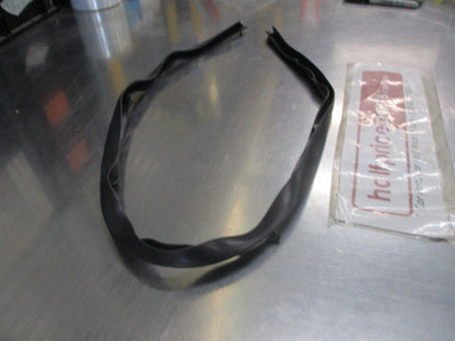 Mazda Bravo / Ford Ranger Genuine Front Bonnet Weatherstrip Rubber New Part
