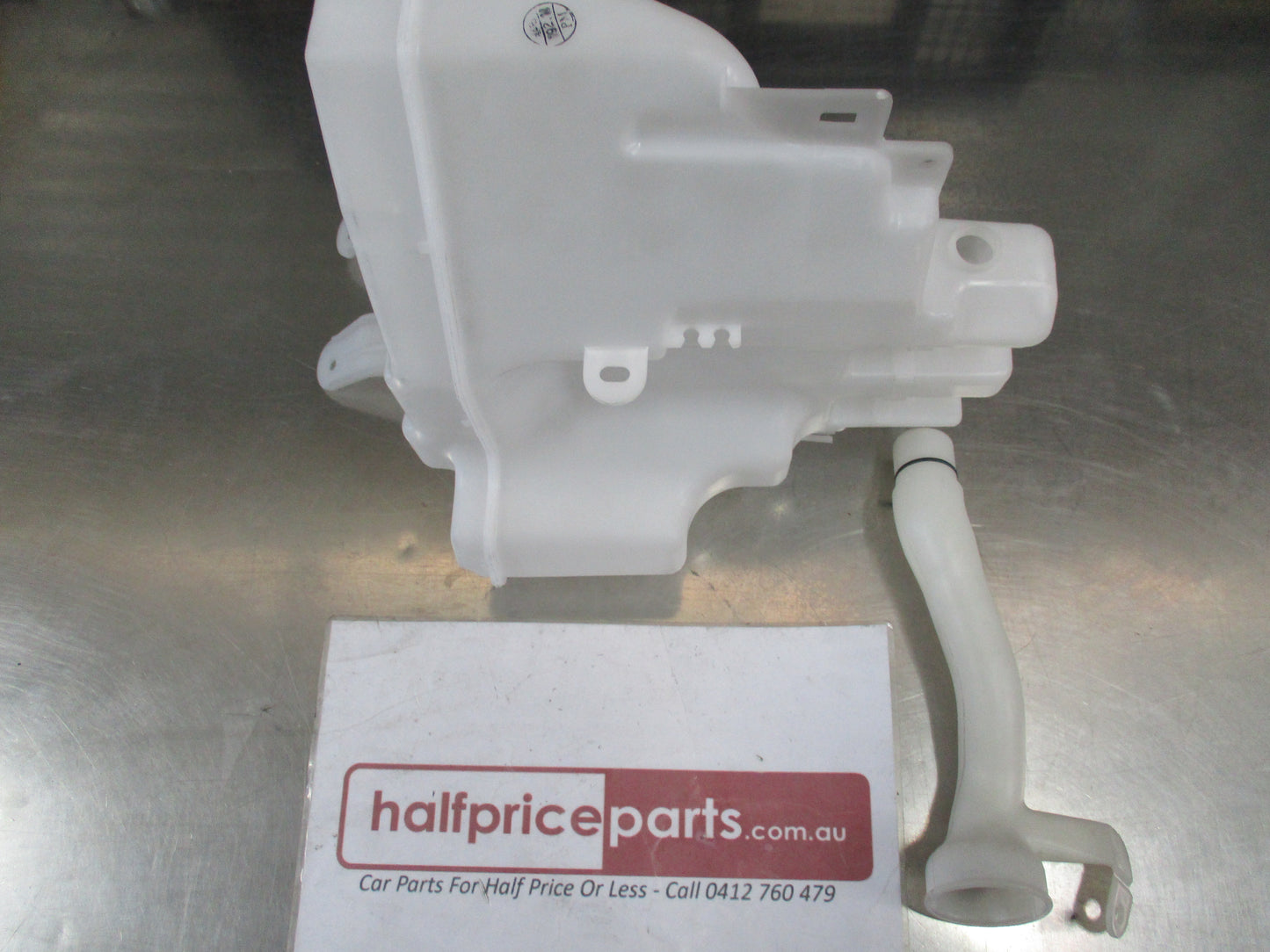 Suzuki Grand Vitara Genuine Washer Tank Assembly New Part