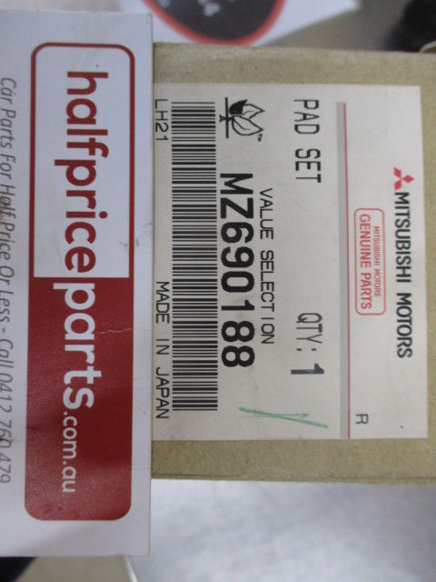 Mitsubishi Colt Genuine Front Brake Pad Set New Part