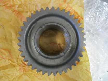 Nissan Genuine First Gear Assembly New