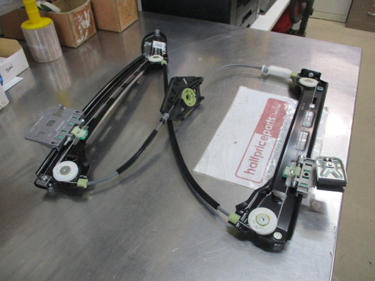 VW Passat CC Coupe Genuine Right Hand Rear Door Power Window Regulator (No Motor) New Part