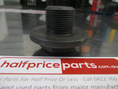 Mazda BT-50 Genuine Manual Transmission Rear Clutch Lock Nut New Part