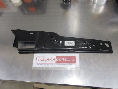 Nissan Navara D22 Genuine Right Hand Front Inner Bonnet Reinforcement New Part