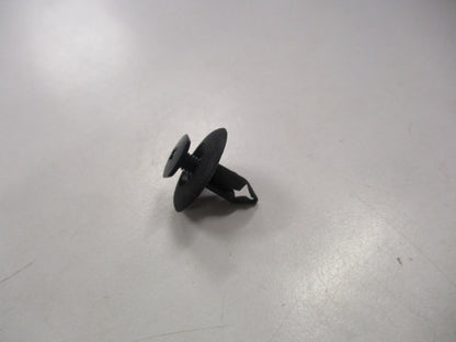 Nissan Genuine Sight Shield Clips New
