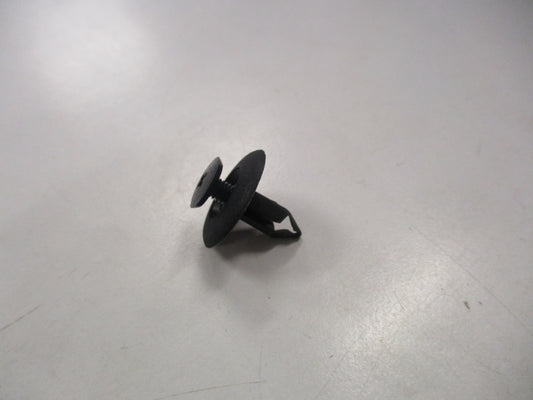 Nissan Genuine Sight Shield Clips New