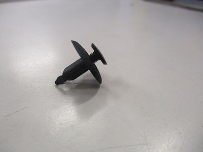 Nissan Genuine Sight Shield Clips New