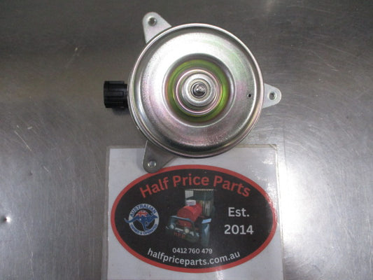 Mitsubishi Lancer/Outlander Genuine Right Hand Cooling Fan Motor New Part