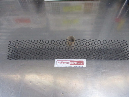 Lower Grille Mesh Suits A Wide Range Of Models 64cm X 10.5cm New Part