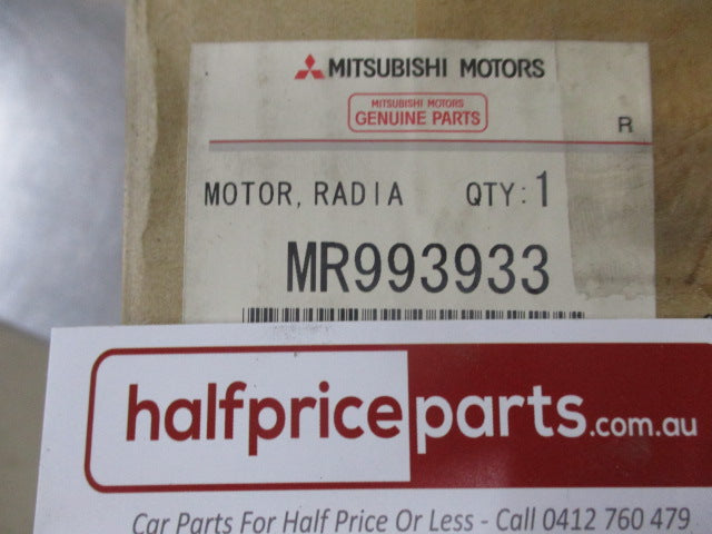 Mitsubishi Lancer/Outlander Genuine Right Hand Cooling Fan Motor New Part