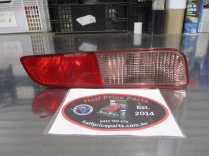 Mitsubishi Outlander Genuine Right Hand Rear Bumper Reflector New Part