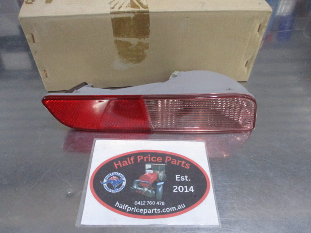 Mitsubishi Outlander Genuine Right Hand Rear Bumper Reflector New Part
