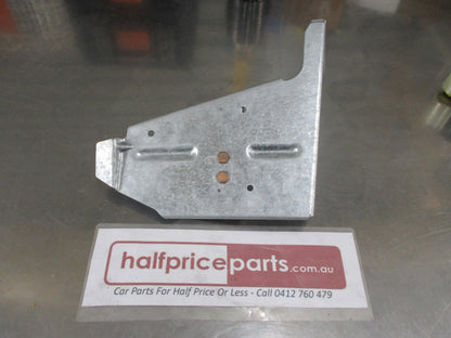 Holden VT-VX-VY-VZ-HSV Commodore Genuine Right Hand Front Wheel Rail Corner Panel New Part
