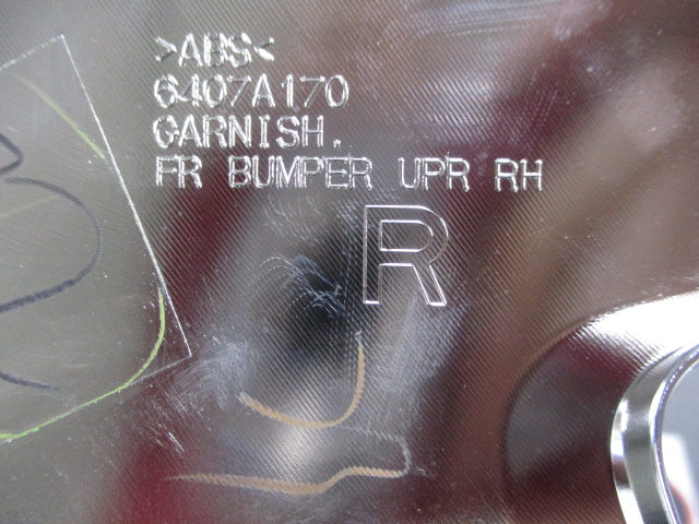 Mitsubishi Outlander Sport Genuine Right Hand Front Upper Bumper Garnish (Chrome) New Part