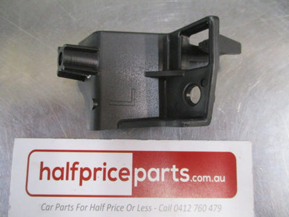 Mazda 3 Genuine Front Left Hand Upper Bumper Side Bracket New Part