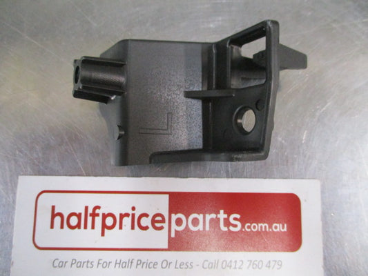 Mazda 3 Genuine Front Left Hand Upper Bumper Side Bracket New Part