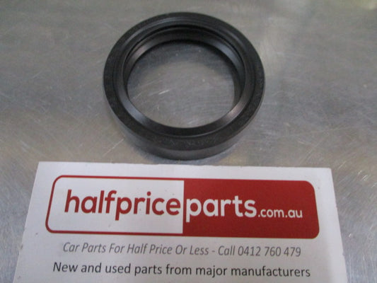 Mitsubishi Challenger Genuine Output Shaft Axle Case Oil Seal New Part