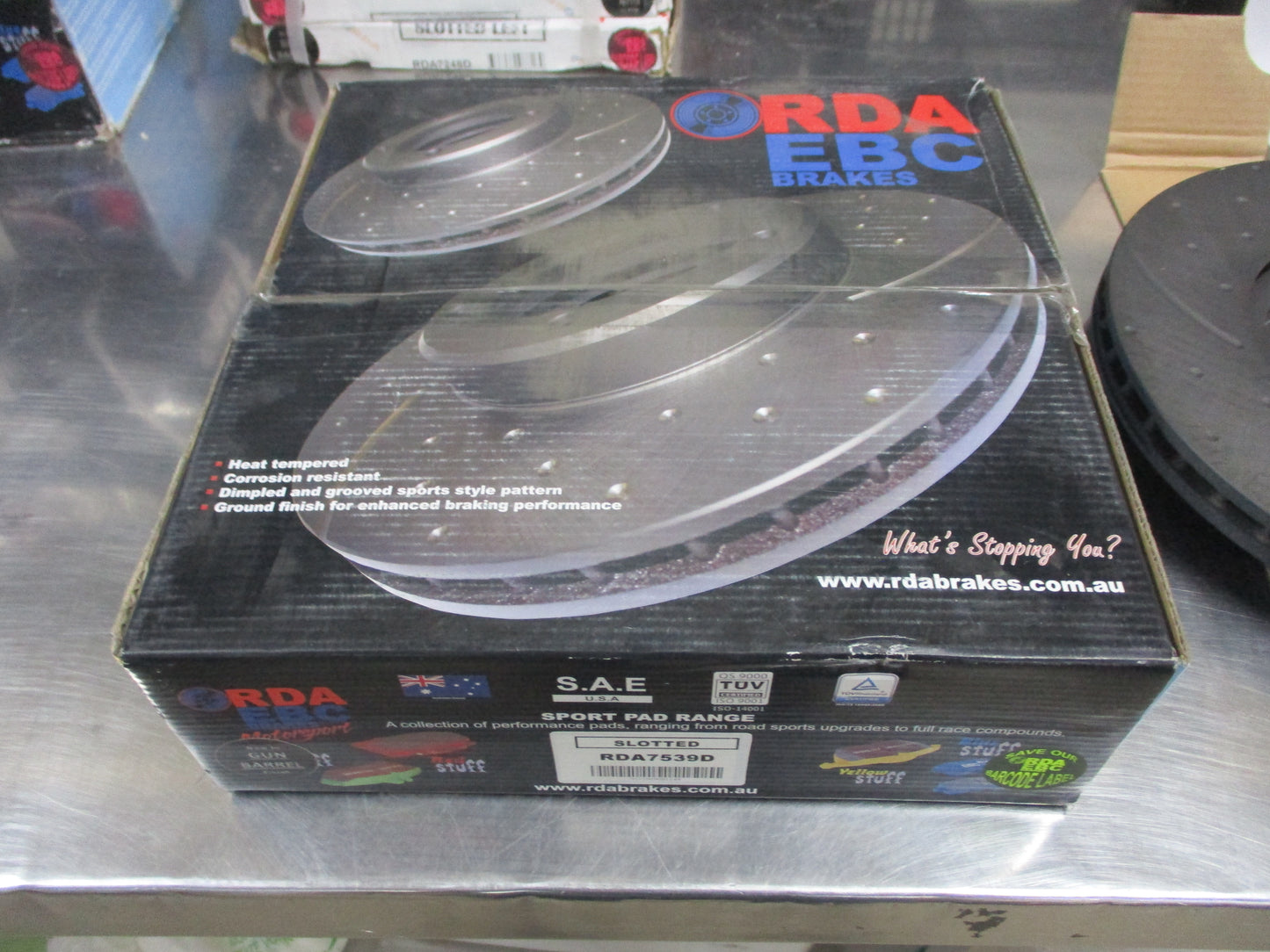 RDA Front Disc Rotors (Pair) Slotted/Dim Suits Holden Vectra JR-JS-JS2 New Part