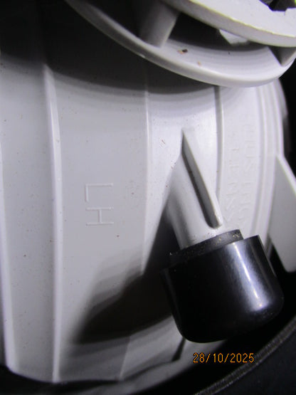 Front Bull Bar Left Hand Fog Light Indicator/Part Light Including Bezel New Part