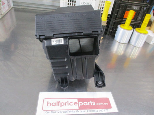 Hyundai Tucson/Kia Rio-Sportage Genuine Air Filter Box Assembly New Part