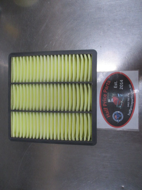 Mitsubishi Pajero/Triton/3000GT/Magna Genuine Engine Air Filter New Part