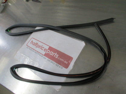 Mazda CX-3 Genuine Front Window Mould New Part