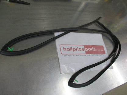 Mazda CX-3 Genuine Front Window Mould New Part