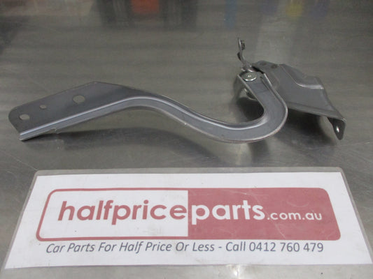 Suzuki Swift Genuine Right Hand Front Bonnet Hinge New Part