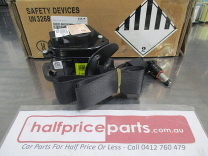 Kia Cerato Genuine Front Right Hand Driver's Seat Belt Assembly New Part