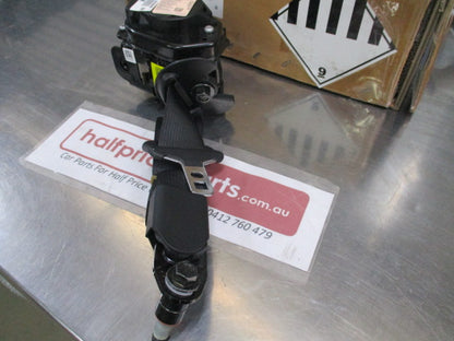 Kia Cerato Genuine Front Right Hand Driver's Seat Belt Assembly New Part