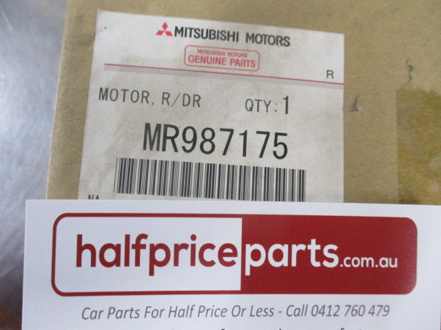 Mitsubishi Outlander Genuine Left Hand Rear Door Power Window Motor New Part
